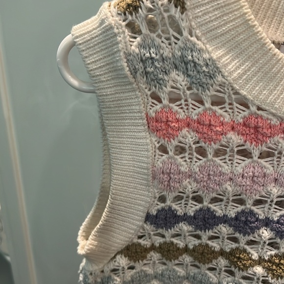 Zara Crochet Boho Striped Vest - Picture 4 of 5